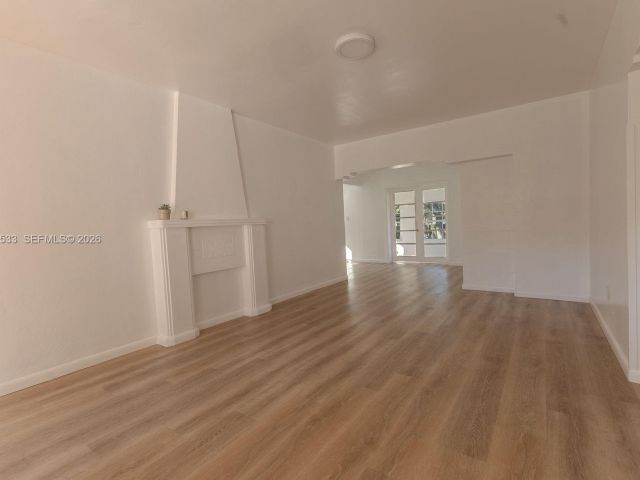 Продажа дома по адресу 1441 SW 17th St - фото 7439836