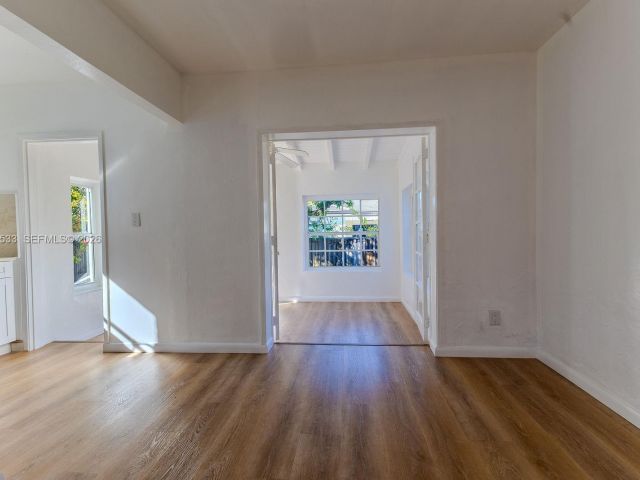 Продажа дома по адресу 1441 SW 17th St - фото 7439843