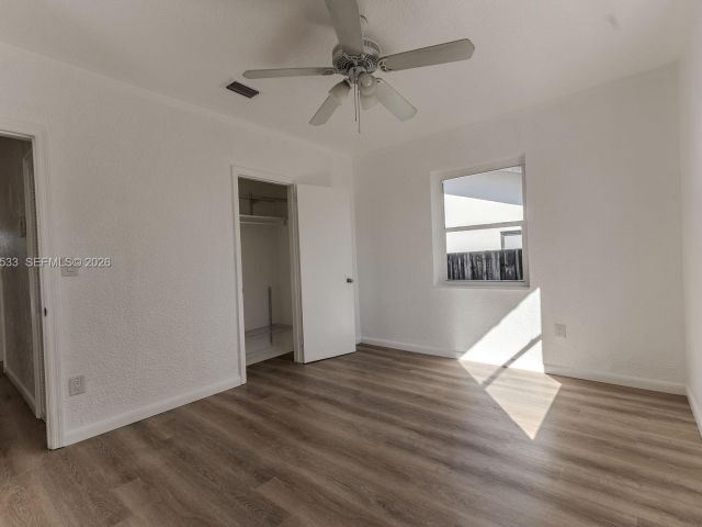 Продажа дома по адресу 1441 SW 17th St - фото 7439845