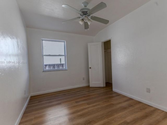 Продажа дома по адресу 1441 SW 17th St - фото 7439846