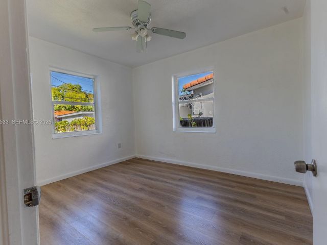 Продажа дома по адресу 1441 SW 17th St - фото 7439847