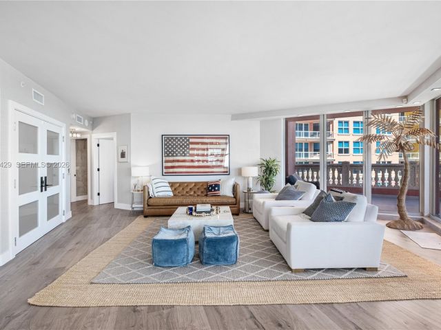 Продажа квартиры #11B - фото 7497322