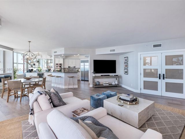 Продажа квартиры #11B - фото 7497324