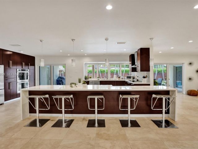 Дом в аренду по адресу 1201 Washington St - фото 7439936