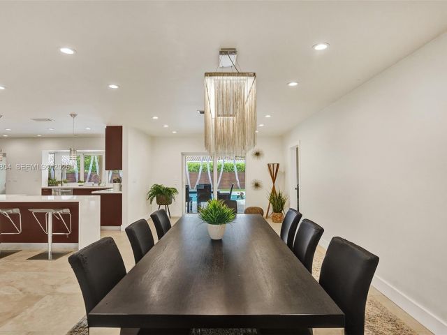 Дом в аренду по адресу 1201 Washington St - фото 7439937