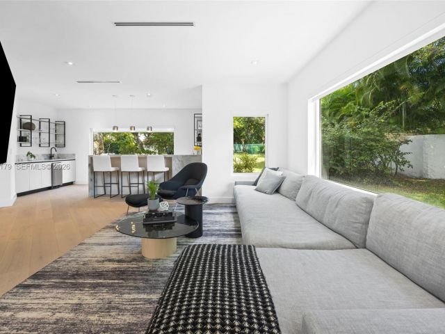 Продажа дома по адресу 1961 S Oak Haven Cir - фото 7439856