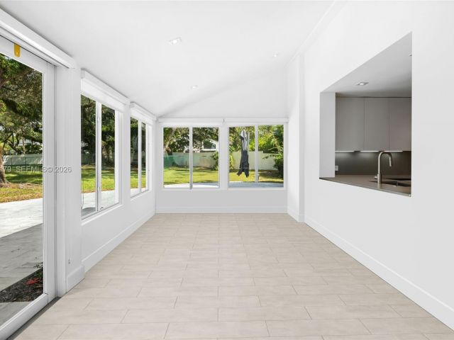 Продажа дома по адресу 1961 S Oak Haven Cir - фото 7439867