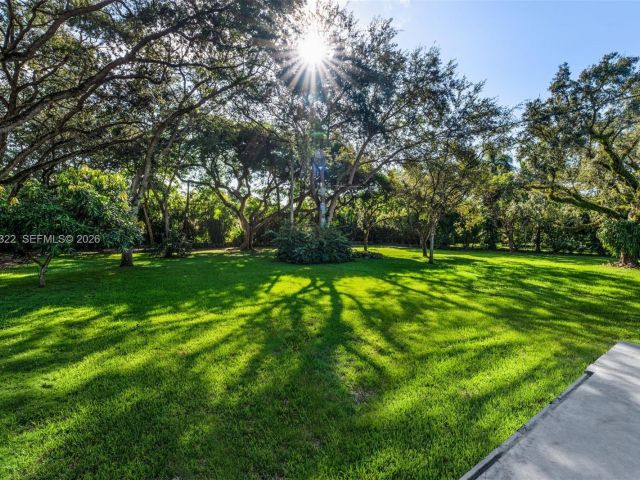 Продажа дома по адресу 7301 Ponce De Leon Rd - фото 7439756