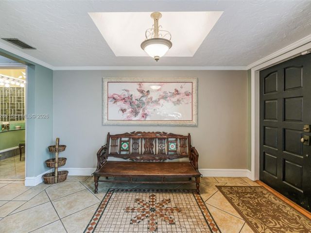 Продажа дома по адресу 18975 SW 224th St - фото 7443845