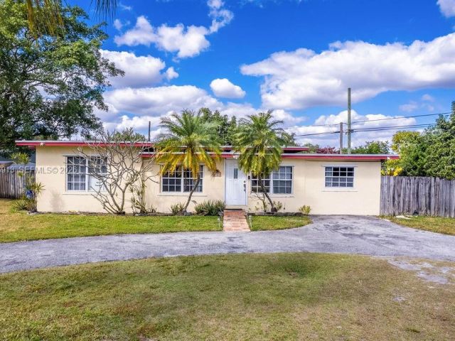 Продажа дома по адресу 6101 Flagler St - фото 7439951