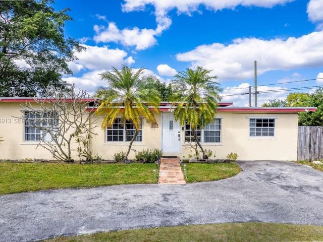 Продажа дома по адресу 6101 Flagler St - фото 7439952