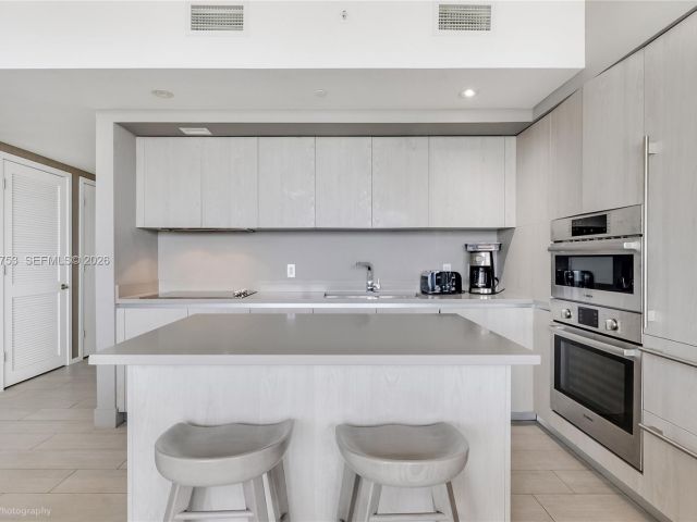 Продажа квартиры #R2204 - фото 7512851