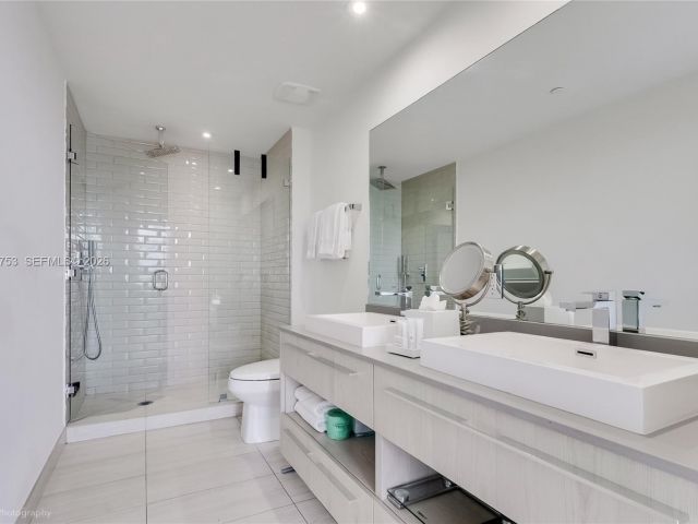 Продажа квартиры #R2204 - фото 7512857