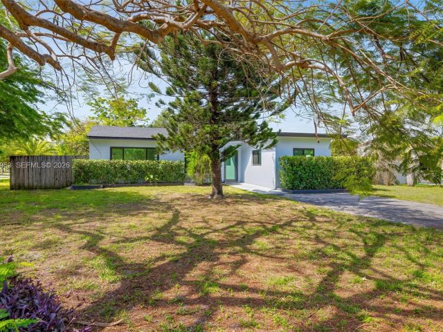 Продажа дома по адресу 1998 NE 180th St - фото 7440051