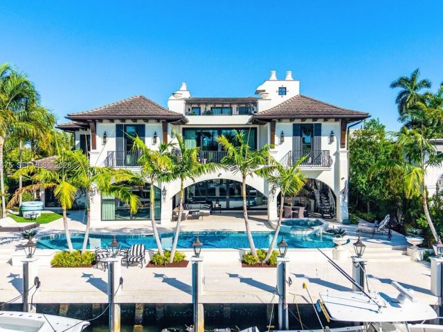 Продажа дома по адресу 633 Isle Of Palms Dr - фото 7482432