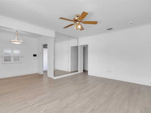 Продажа дома по адресу 1763 NE 180th St - фото 7441175