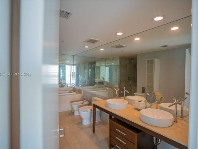 Продажа квартиры #4802 - фото 7443975