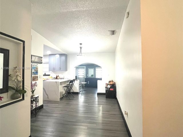 Продажа дома по адресу 12271 SW 187th St - фото 7441429