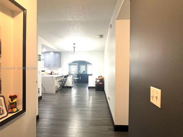 Продажа дома по адресу 12271 SW 187th St - фото 7441430