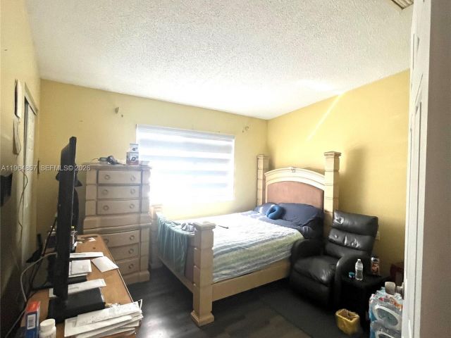 Продажа дома по адресу 12271 SW 187th St - фото 7441432