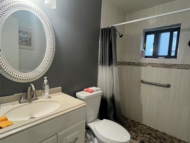 Продажа дома по адресу 12271 SW 187th St - фото 7441448