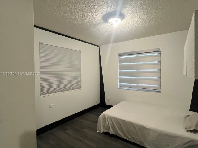 Продажа дома по адресу 12271 SW 187th St - фото 7441452