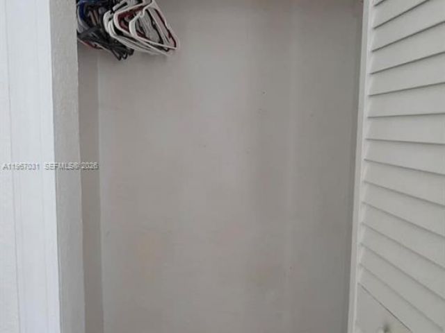 Дом в аренду по адресу 5900 Atlanta St - фото 7472255