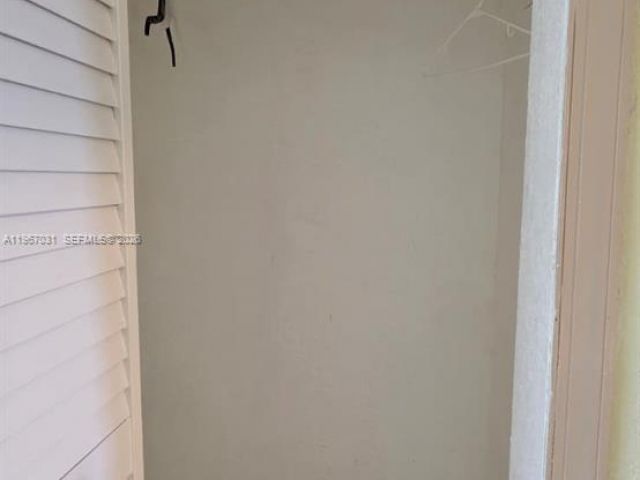 Дом в аренду по адресу 5900 Atlanta St - фото 7472263