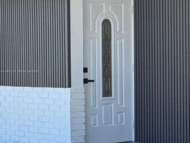 Продажа дома по адресу 9620 SW 9th Ter - фото 7441479