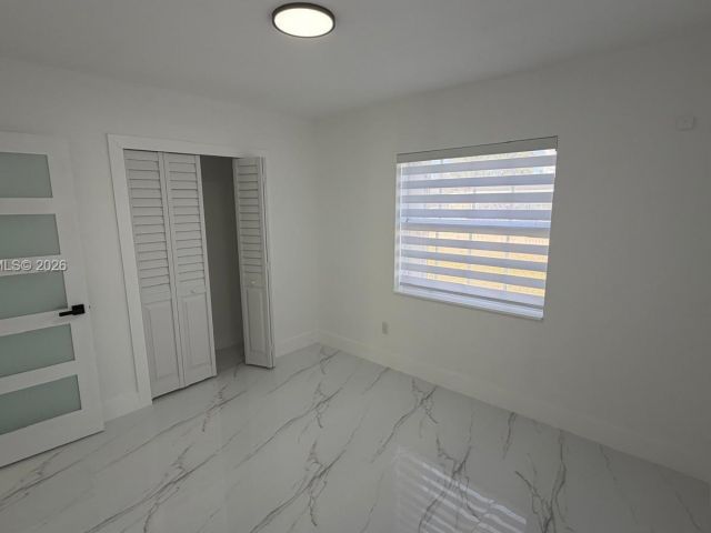 Продажа дома по адресу 9620 SW 9th Ter - фото 7441483