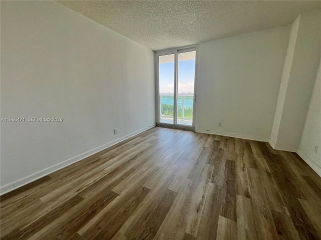 Квартира в аренду номер1418 - фото 7483894