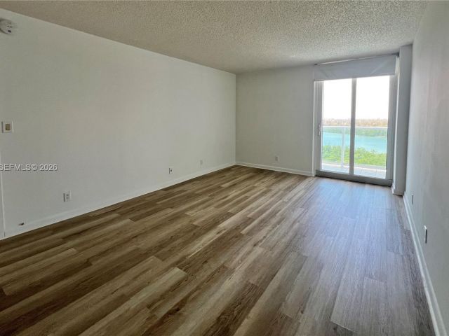 Квартира в аренду номер1418 - фото 7483897