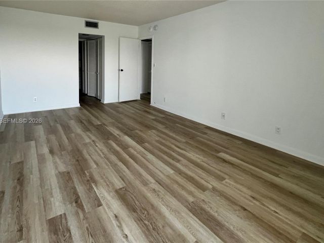 Квартира в аренду номер1418 - фото 7483898