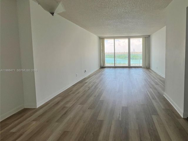 Квартира в аренду номер1418 - фото 7483900