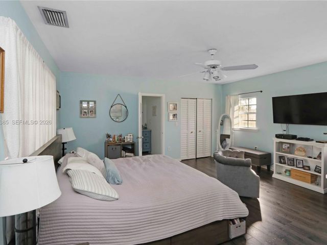 Продажа дома по адресу 1221 SW 74th Ct - фото 7441527