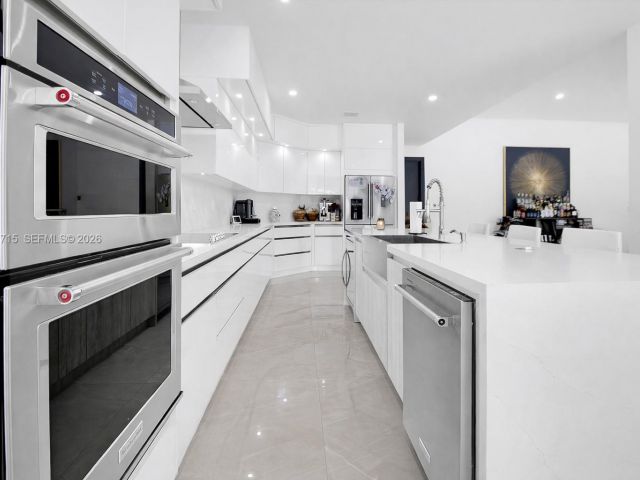 Продажа дома по адресу 2600 SW 128th Ave - фото 7441504