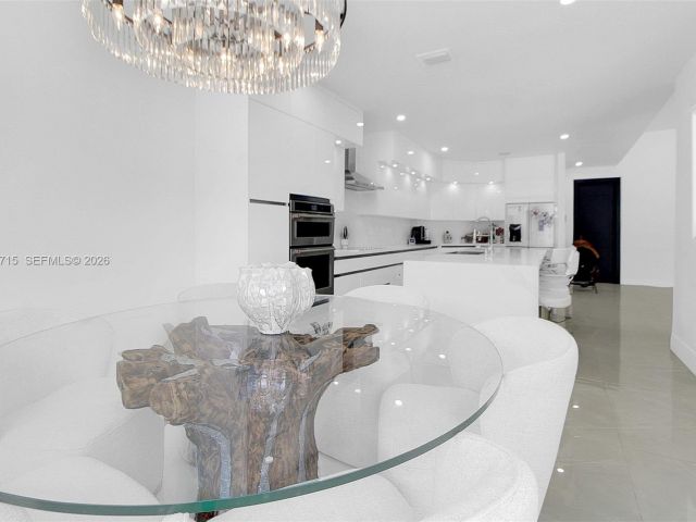 Продажа дома по адресу 2600 SW 128th Ave - фото 7441507