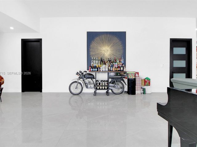 Продажа дома по адресу 2600 SW 128th Ave - фото 7441508