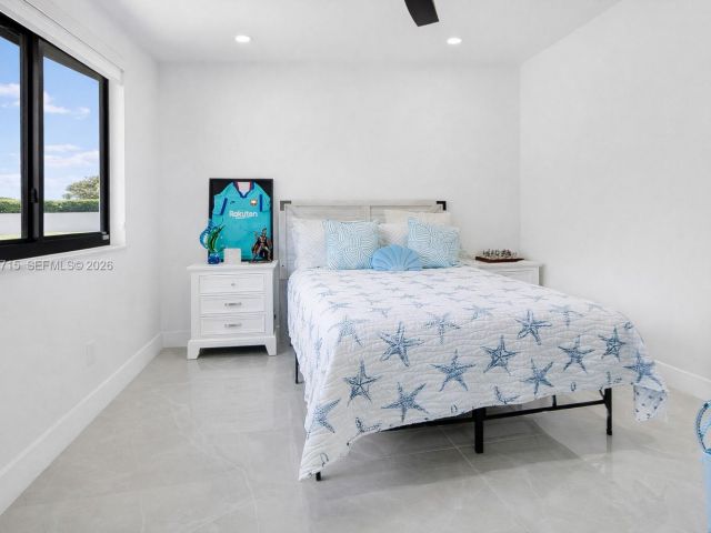 Продажа дома по адресу 2600 SW 128th Ave - фото 7441514