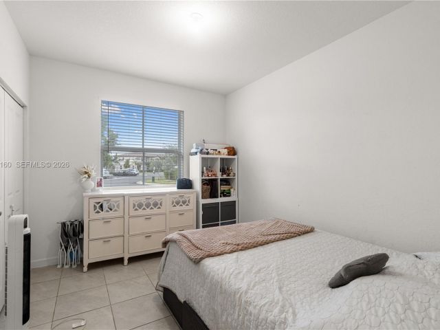 Продажа дома по адресу 12121 NW 23rd Ct - фото 7441460