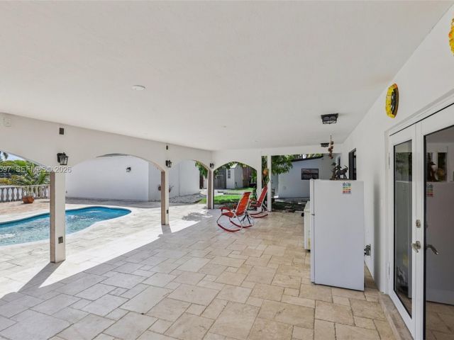 Продажа дома по адресу 8333 SW 144th Ct - фото 7441549