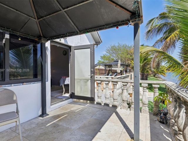 Продажа дома по адресу 8333 SW 144th Ct - фото 7441553