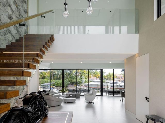 Дом в аренду по адресу 1102 Washington St - фото 7462168