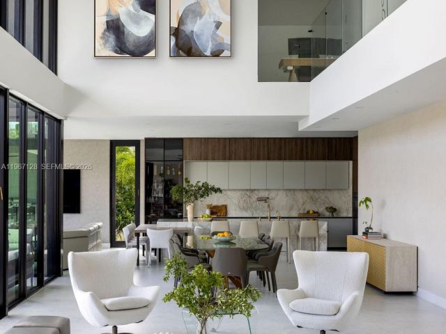 Дом в аренду по адресу 1102 Washington St - фото 7462169