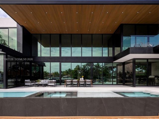 Дом в аренду по адресу 1102 Washington St - фото 7462181