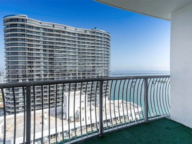 Продажа квартиры #4507 - фото 7444724