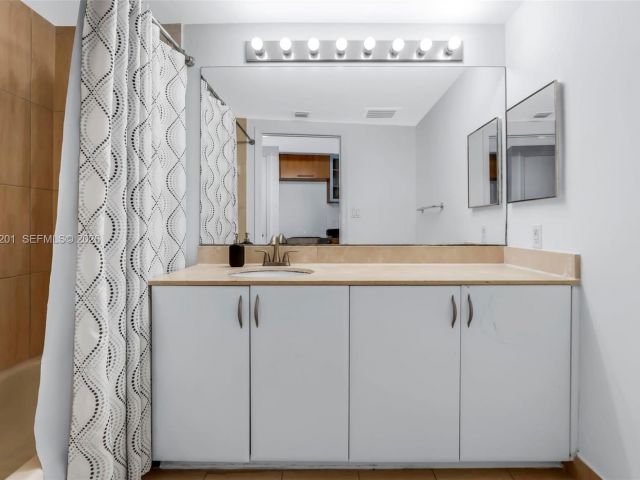 Квартира в аренду номер4507 - фото 7444743