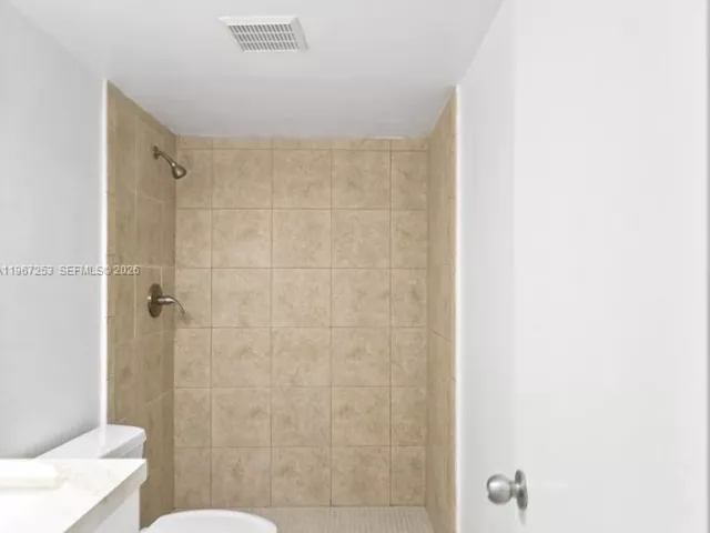 Продажа дома по адресу 6502 SW 114th Ave - фото 7543272