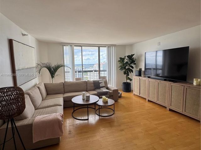 Продажа квартиры #3003 - фото 7443434