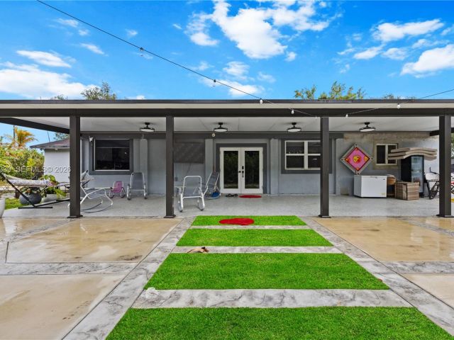 Продажа дома по адресу 33300 SW 212th Ave - фото 7442689